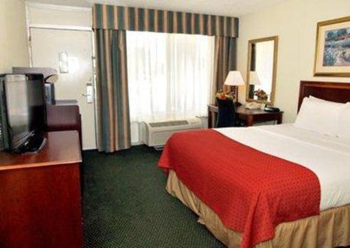 фото отеля Clarion Inn & Suites Dothan