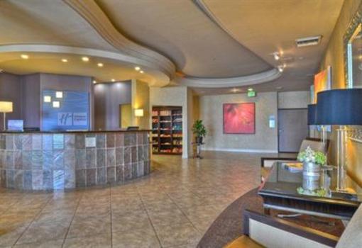 фото отеля Holiday Inn Express San Diego South - Chula Vista