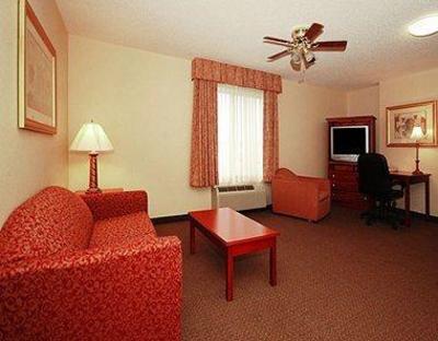 фото отеля Comfort Suites Findlay