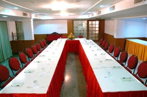 фото отеля Hotel Chariot Chennai