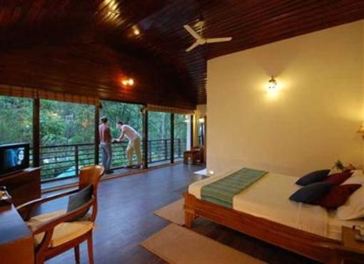 фото отеля Carmelia Haven