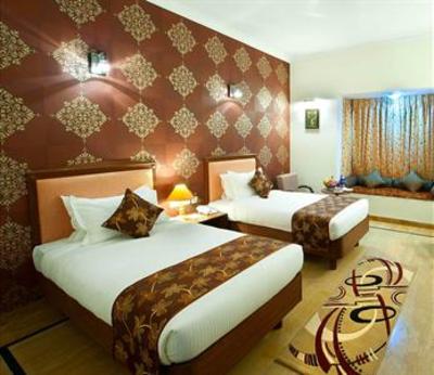 фото отеля Desert Tulip Hotel & Resort
