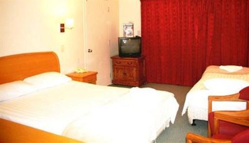 фото отеля Rayland Epsom Motel