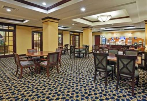 фото отеля Holiday Inn Express Hotel & Suites Dothan North