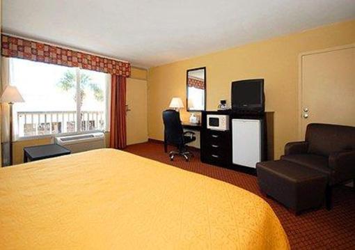 фото отеля Quality Inn & Suites Port Allen