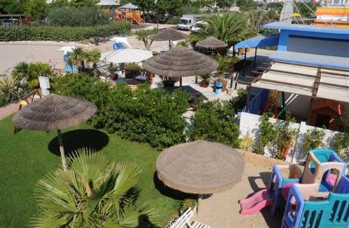 фото отеля Hotel Dolores Cesenatico