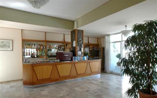 фото отеля Hotel Dolores Cesenatico