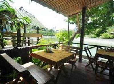 фото отеля Golden Hill Bungalows