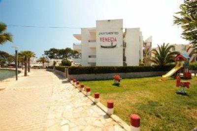 фото отеля Apartments Venecia Alcudia