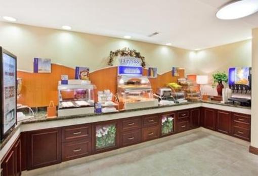 фото отеля Holiday Inn Express Hotel & Suites Covington