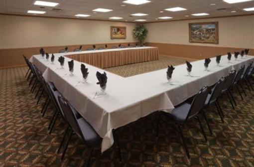 фото отеля Holiday Inn Convention Center Spearfish