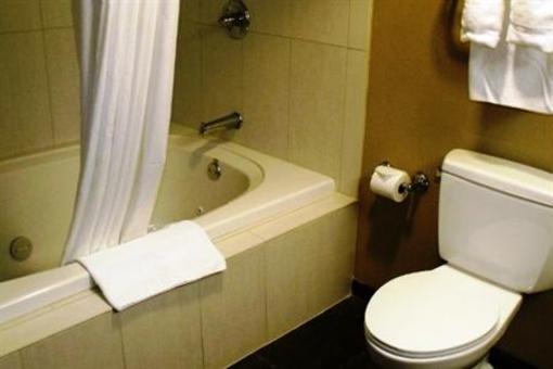 фото отеля Grand Oaks Hotel