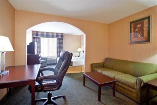 фото отеля Holiday Inn Express Sycamore Dekalb