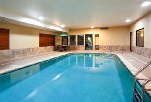 фото отеля Holiday Inn Express Sycamore Dekalb