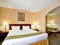 Holiday Inn Express Sycamore Dekalb