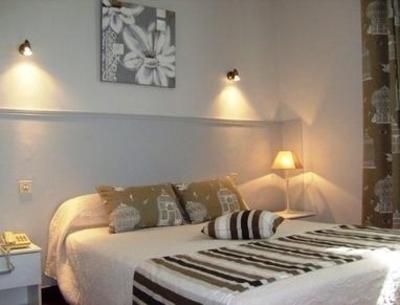 фото отеля Hotel Jeanne d'Arc Limoges