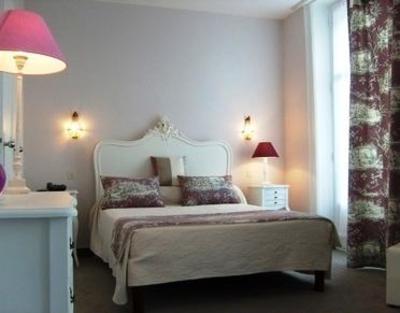 фото отеля Hotel Jeanne d'Arc Limoges