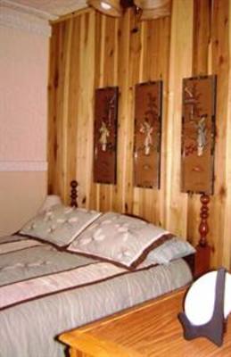 фото отеля Calhoun House Inn & Suites