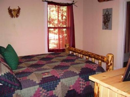 фото отеля Calhoun House Inn & Suites