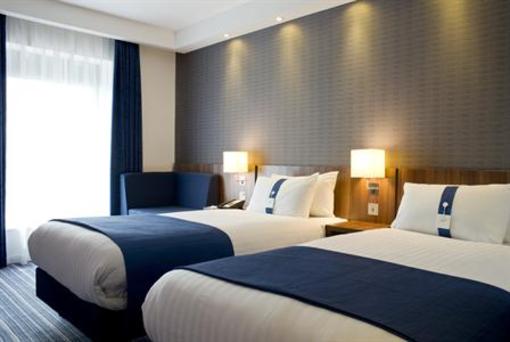 фото отеля Holiday Inn Express Dunstable