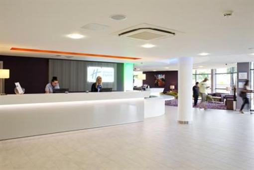 фото отеля Holiday Inn Express Dunstable