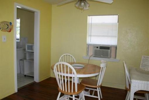 фото отеля Caribbean Shores Hotel & Cottages