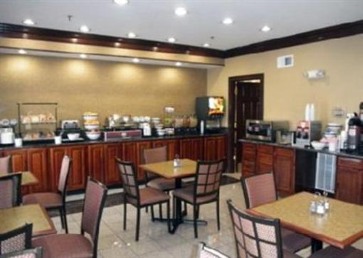 фото отеля Comfort Inn & Suites Cincinnati W. Mitchell Avenue