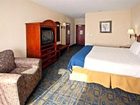 фото отеля Comfort Inn & Suites Cincinnati W. Mitchell Avenue