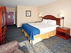 фото отеля Comfort Inn & Suites Cincinnati W. Mitchell Avenue