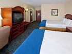 фото отеля Comfort Inn & Suites Cincinnati W. Mitchell Avenue