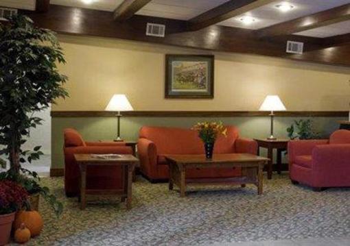 фото отеля Clarion Inn & Suites Lake George