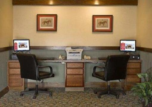 фото отеля Clarion Inn & Suites Lake George
