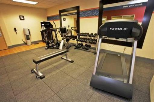 фото отеля Hampton Inn Bryant