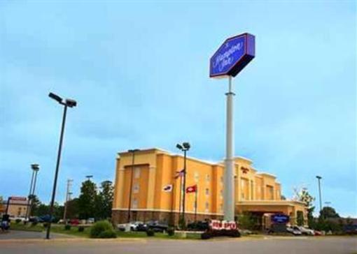 фото отеля Hampton Inn Bryant
