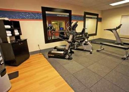 фото отеля Hampton Inn Bryant