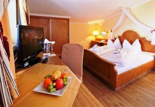 фото отеля Gartenhotel Magdalena Ried im Zillertal