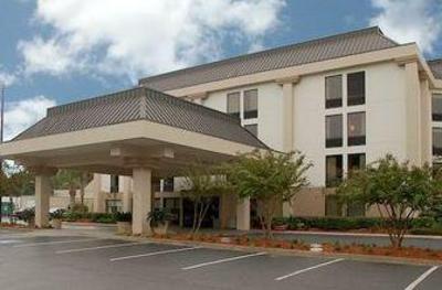 фото отеля La Quinta Inn & Suites Myrtle Beach at 48th Avenue