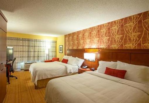 фото отеля Courtyard Charlotte Billy Graham Pkwy.