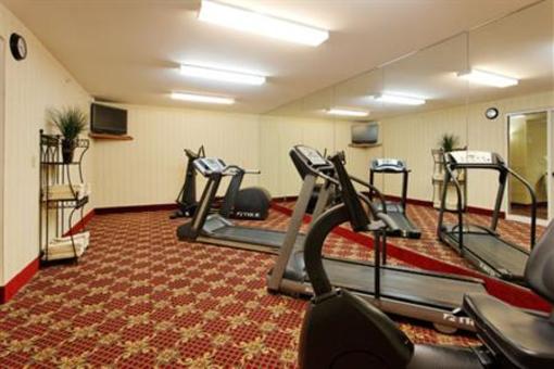 фото отеля Holiday Inn Express Mystic