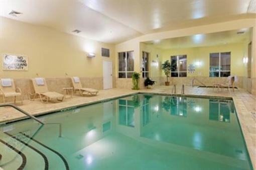 фото отеля Holiday Inn Express Mystic