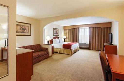 фото отеля Holiday Inn Express Mystic