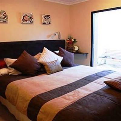 фото отеля Cape Town Sea More Express Tours and Guesthouse