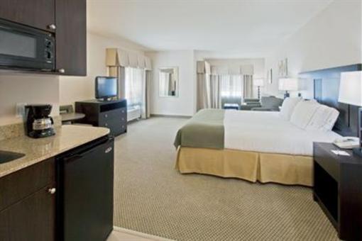 фото отеля The Holiday Inn Express & Suites Marathon