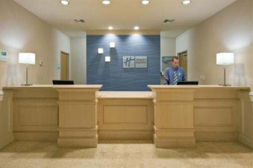 фото отеля The Holiday Inn Express & Suites Marathon
