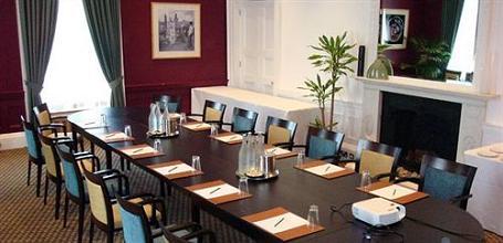 фото отеля Ponsbourne Park Hotel Newgate Street