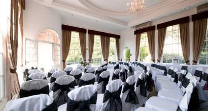 фото отеля Ponsbourne Park Hotel Newgate Street