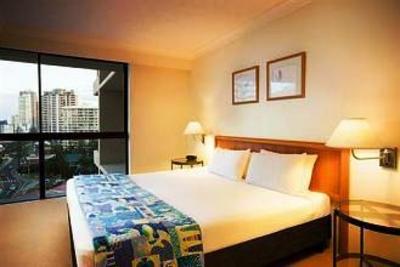фото отеля Breakfree Longbeach Resort