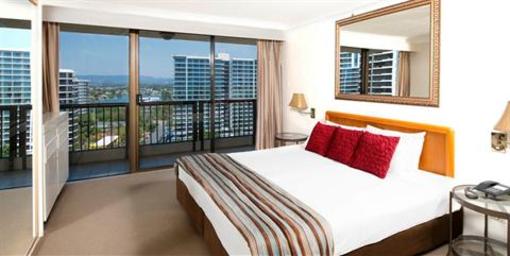 фото отеля Breakfree Longbeach Resort