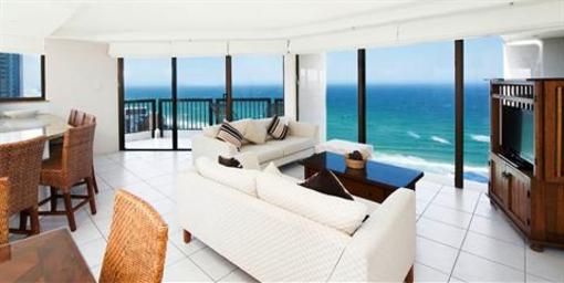 фото отеля Breakfree Longbeach Resort