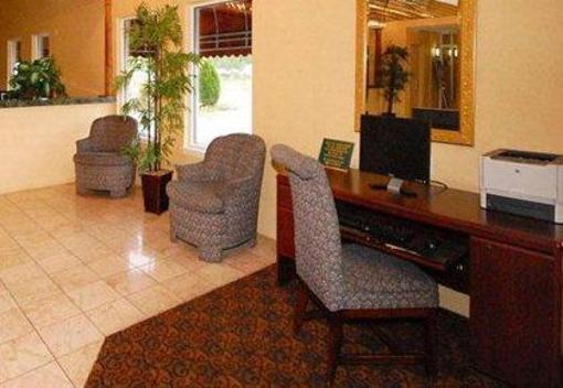 фото отеля Comfort Suites I-240 East-Airport
